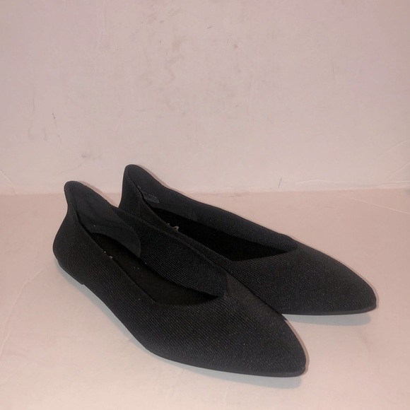 Mia Women's Black Kerri-K Ballet Pointed Toe Flats - Picture 2 of 8